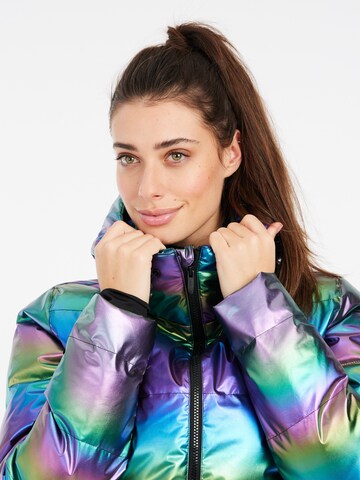 PROTEST Sportjacke 'PRTLAILA' in Schwarz