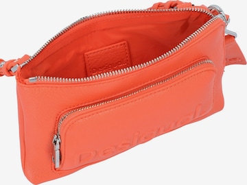 Desigual Чанта с презрамки 'Lisa' в оранжево