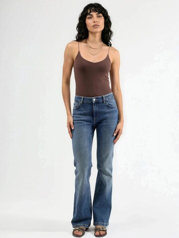 Top di Busem in marrone