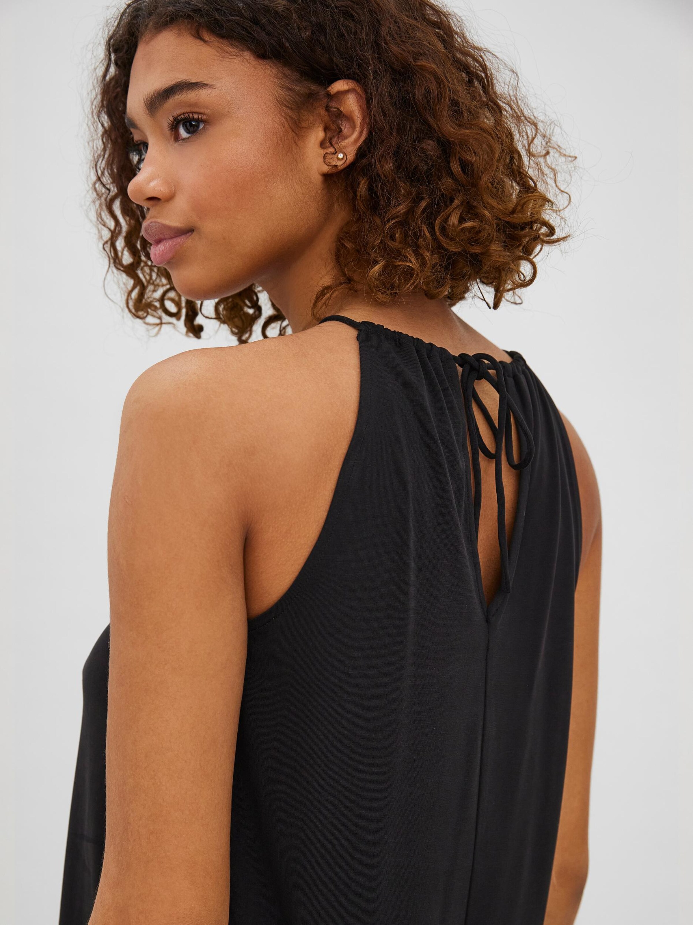 Frauen Shirts & Tops VERO MODA Top 'TAYLORBIA' in Schwarz - CL34283 Frauen Shirts & Tops VERO MODA Top 'TAYLORBIA' in Schwarz - CL34283