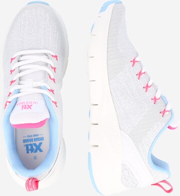 Xti Sneakers in White
