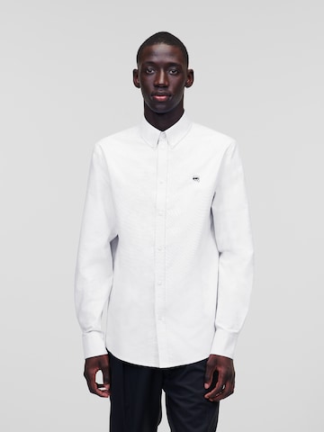 Karl Lagerfeld Tavaline suurus Triiksärk 'Ikonik 2.0', värv valge: eest vaates