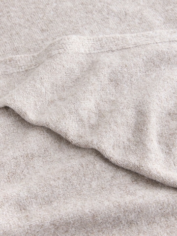 The Set Sjaal in Beige