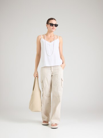 ABOUT YOU Τοπ 'Arven' σε λευκό