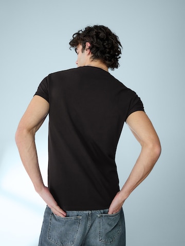 Bershka Shirt in Black