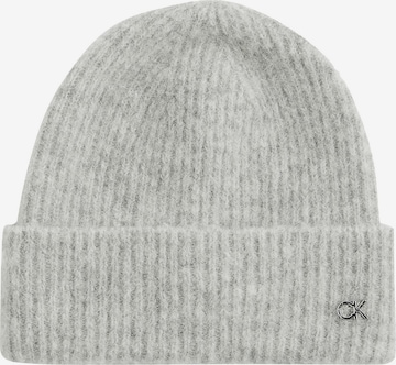 Calvin Klein Beanie in Grey: front