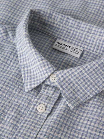 NAME IT - Ajuste regular Camisa en azul