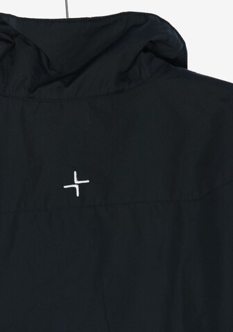 Cross Shirt in M in Black