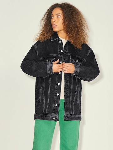 JJXX Between-Season Jacket 'Alison' in Black: front