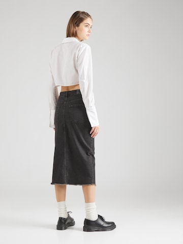 Sublevel Skirt in Black