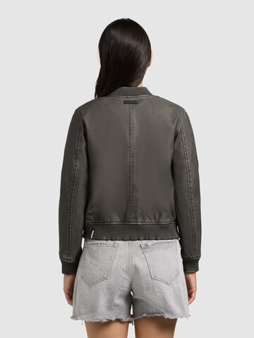 khujo Átmeneti dzseki 'ZEYA' - fekete