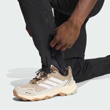 regular Pantaloni per outdoor 'Xperior Utilitas' di ADIDAS TERREX in nero