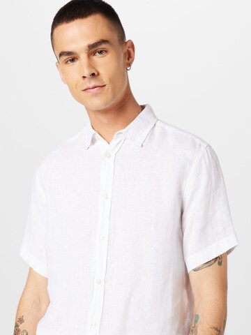 UNITED COLORS OF BENETTON Regular fit Button Up Shirt in White