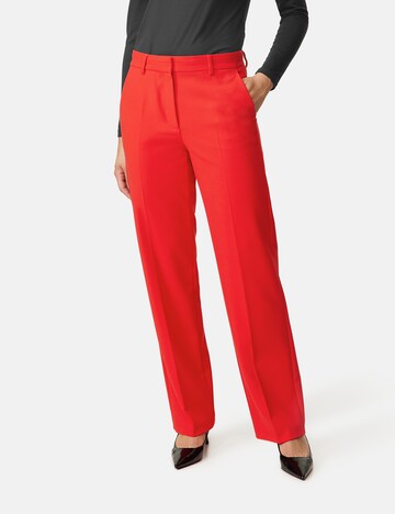 GERRY WEBER Regular Pleated Pants in Red: front
