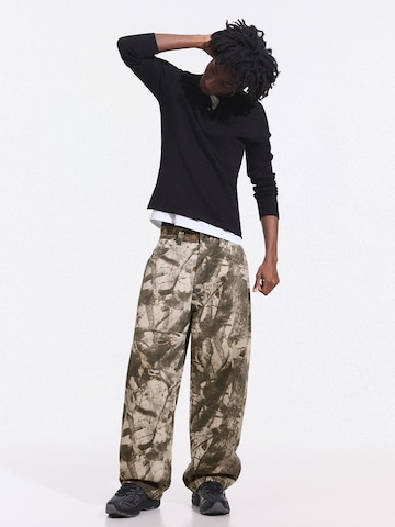 Baggy Pantalon Bershka en marron