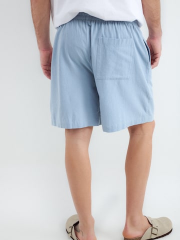 BALMOHK Loosefit Housut värissä sininen