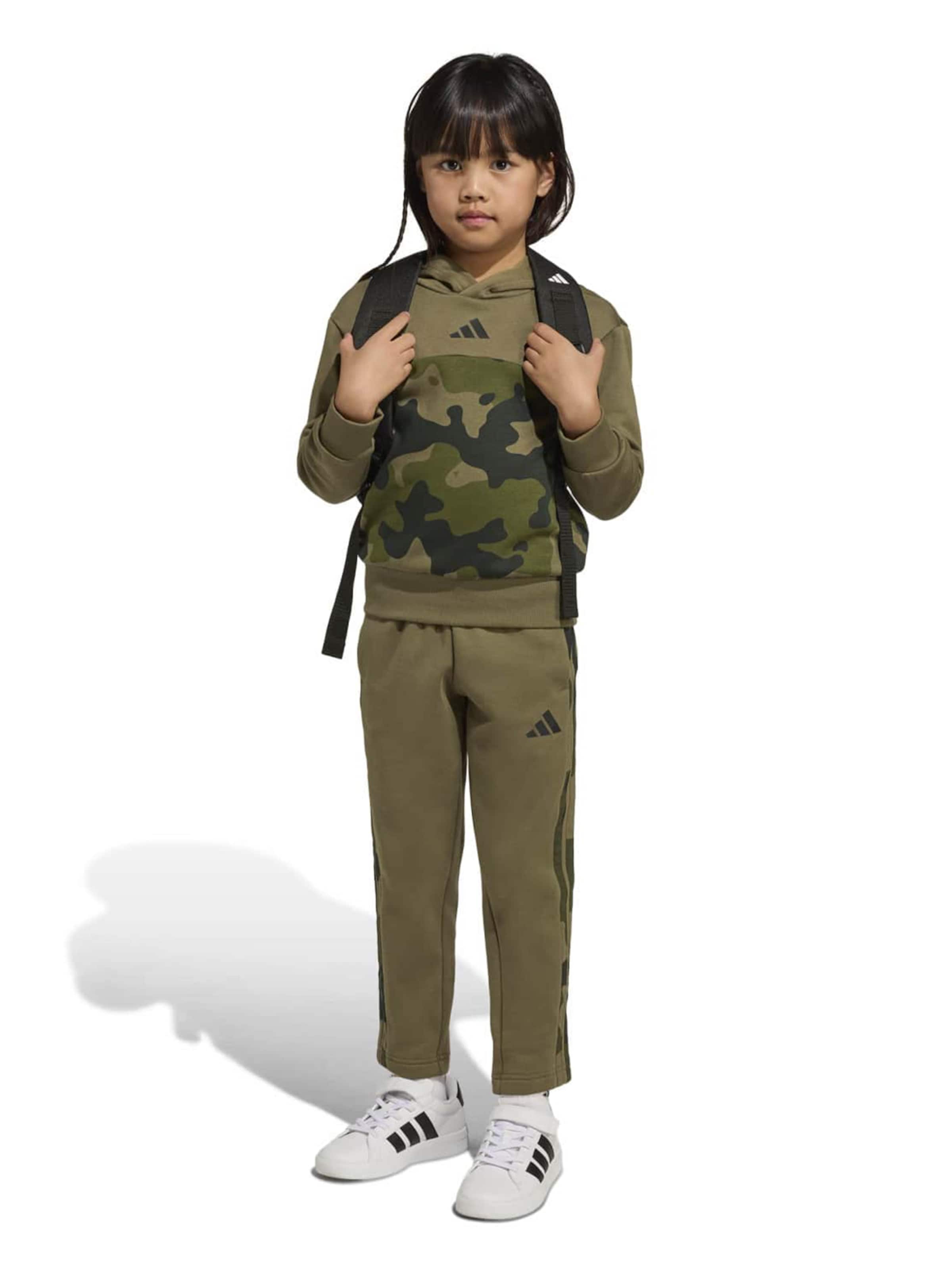 ADIDAS SPORTSWEAR Tréningový komplet - Zelená