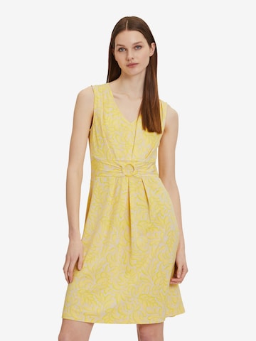 Betty Barclay Dress in Yellow: front