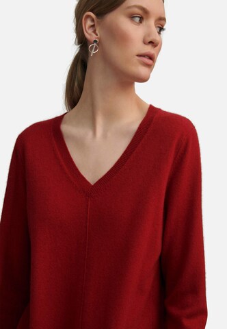 include Sweater in Red