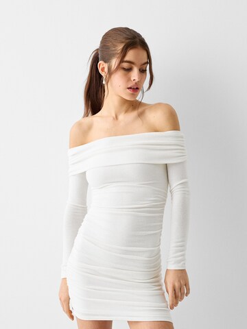 Bershka Dress in White: front