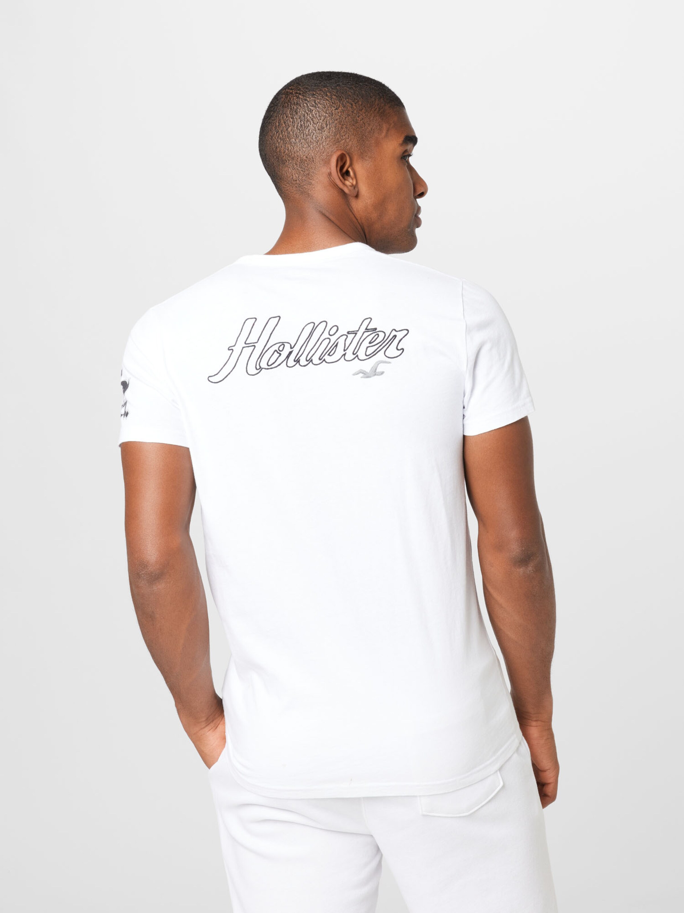 Männer Shirts HOLLISTER T-Shirt in Weiß - LQ03844