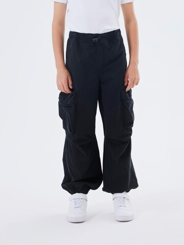 NAME IT Tapered Broek 'BEN' in Zwart: voorkant