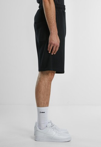 Prohibited Loosefit Shorts 'Portofino' in Schwarz