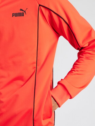 Completo per l'allenamento di PUMA in rosso