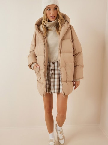Happiness İstanbul Winter coat in Beige