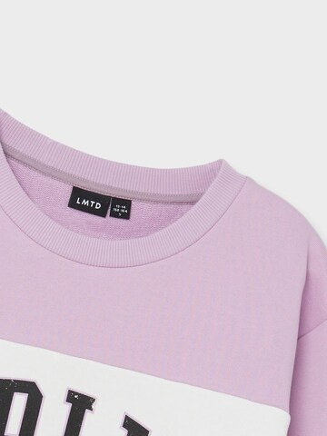 LMTD Sweatshirt in Lila