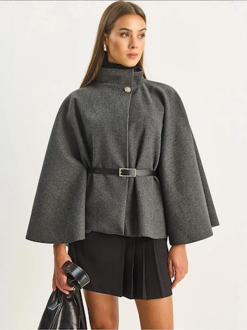 Bianco Lucci Tussenjas in Grijs: voorkant