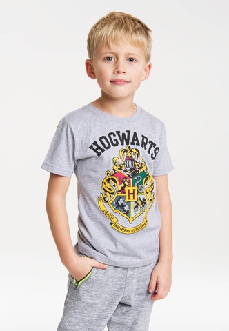 LOGOSHIRT Shirt 'Hogwarts' in Grey: front