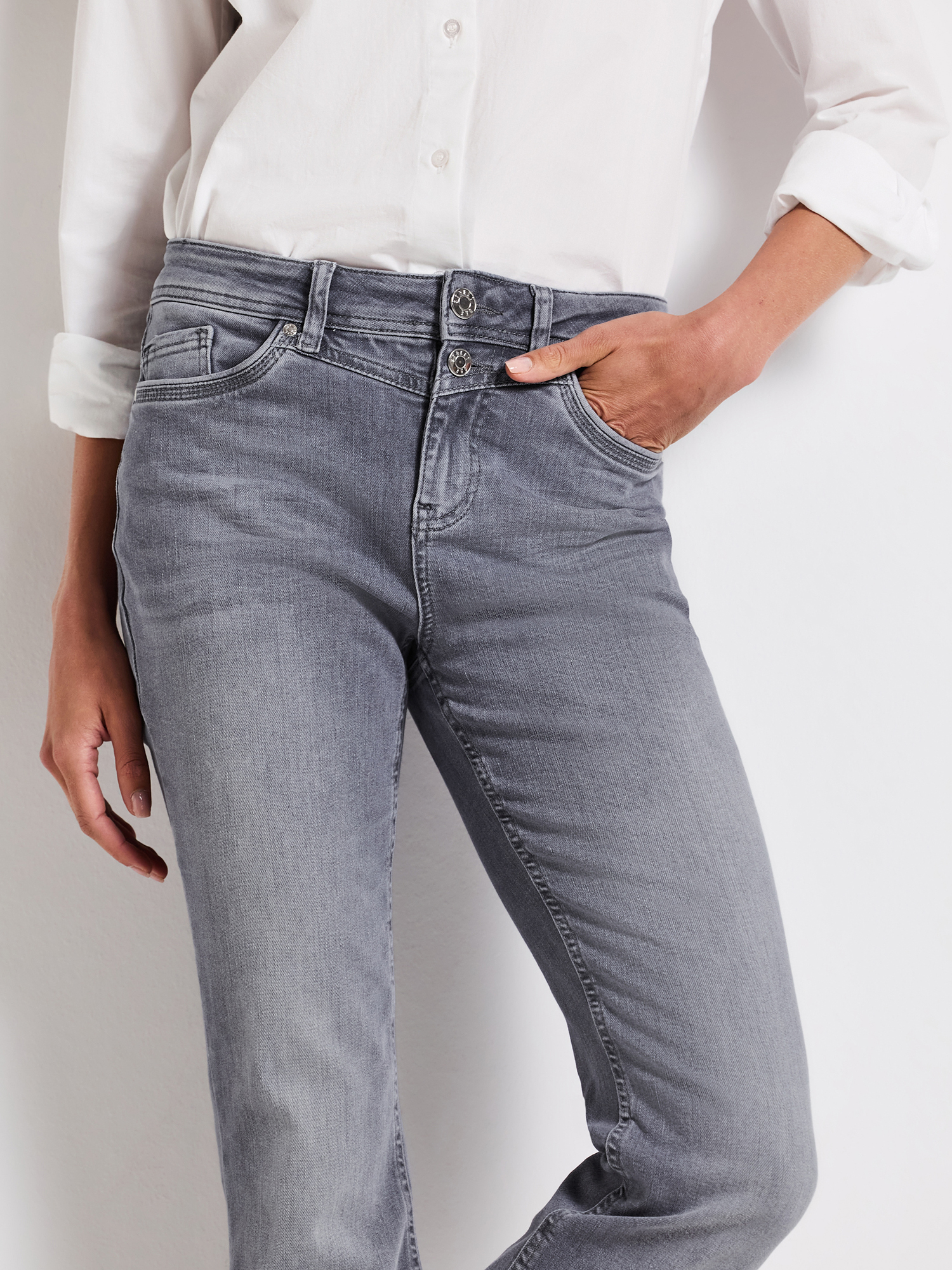 Jeans Bootcut Donna Street One – Vita Alta Slim Fit – Lavaggio Nero Elegante