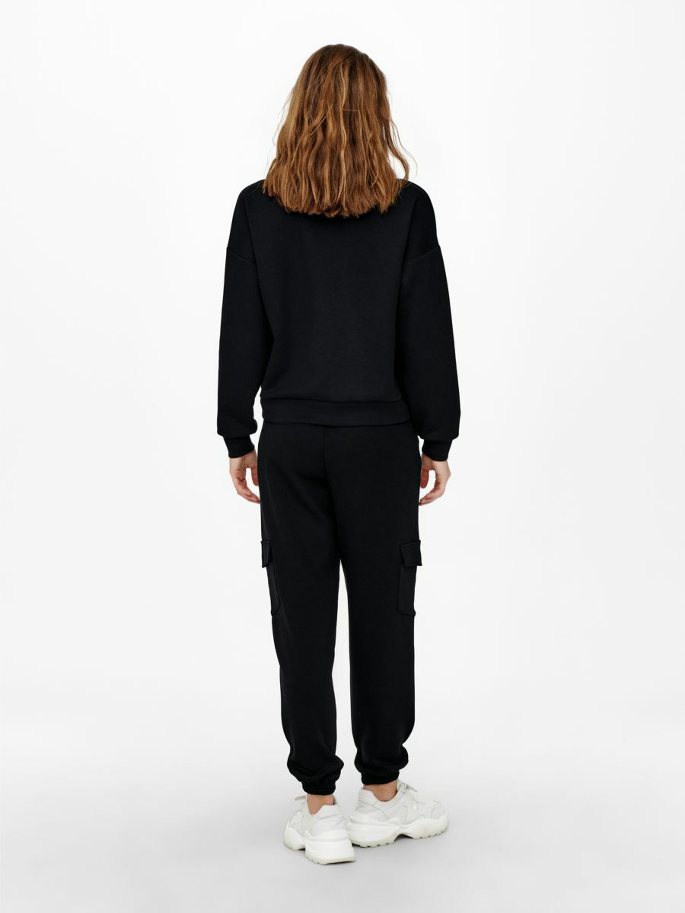 Frauen Sportarten ONLY PLAY Sweatshirt in Schwarz - UU85712 Frauen Sportarten ONLY PLAY Sweatshirt in Schwarz - UU85712