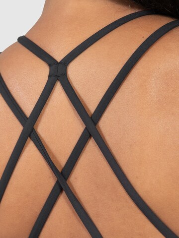 Smilodox Bralette Sports Bra 'Amara' in Black