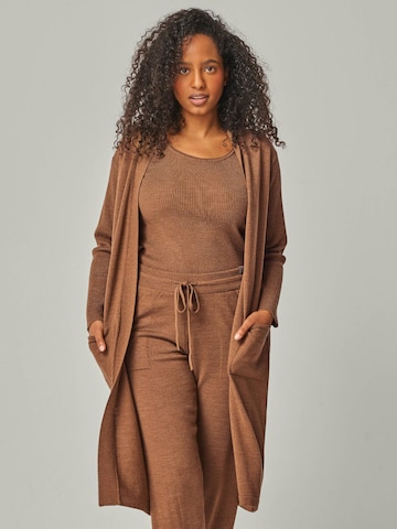 YOU LOOK PERFECT Gebreid vest 'BLOSSOM' in Bruin: voorkant