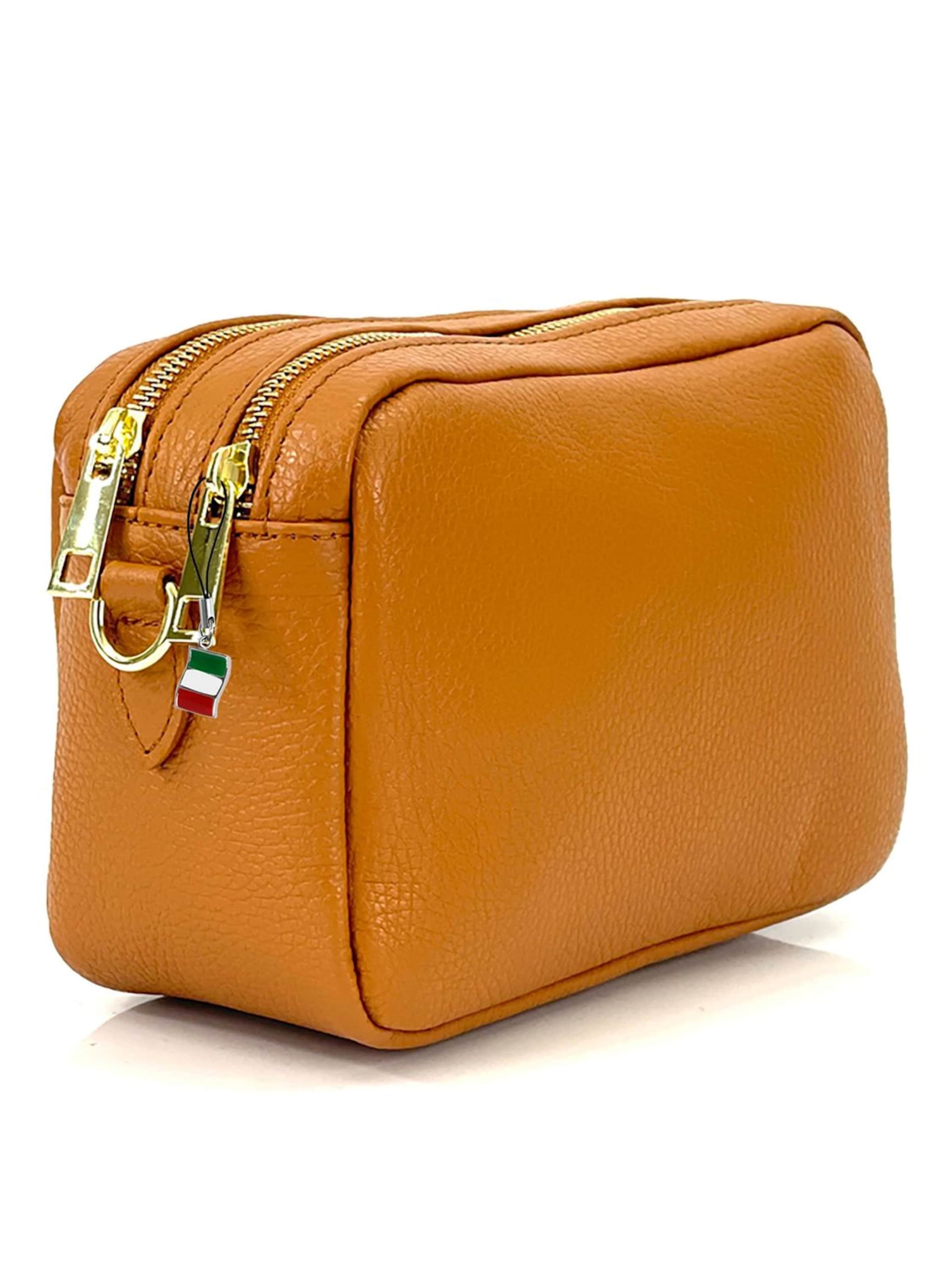 Florence Schoudertas in Bruin