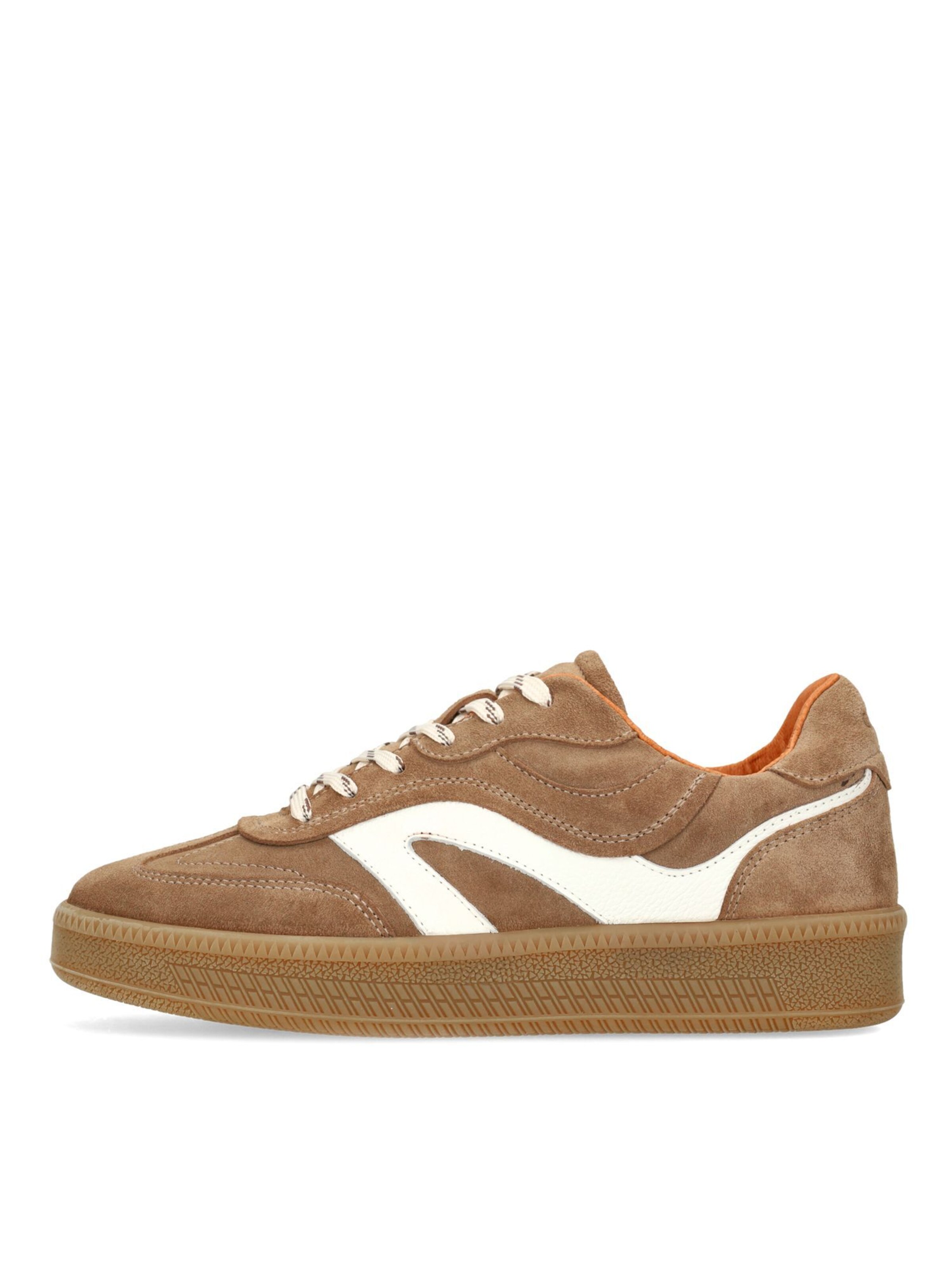 MANFIELD Sneakers in Brown