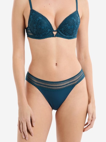 ETAM Slip in Blau: Vorderseite