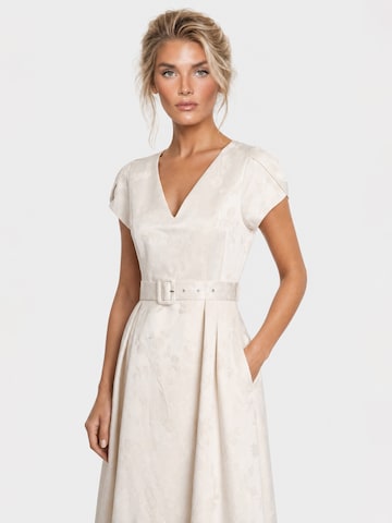 APART Abendkleid in Weiß: Vorderseite