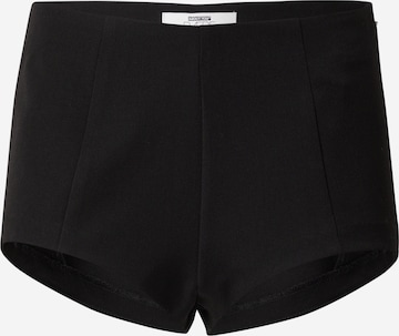 RÆRE by Lorena Rae Slimfit Shorts in Schwarz: Vorderseite