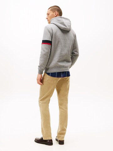 TOMMY HILFIGER Sweatshirt in Grey