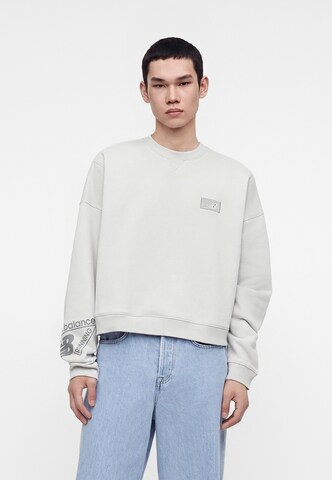 new balance Суичър в сиво