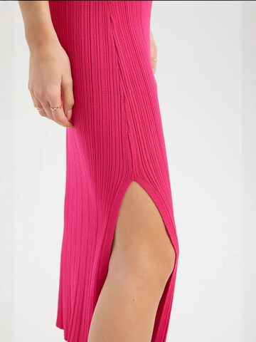 Hiccup Knitted dress in Pink