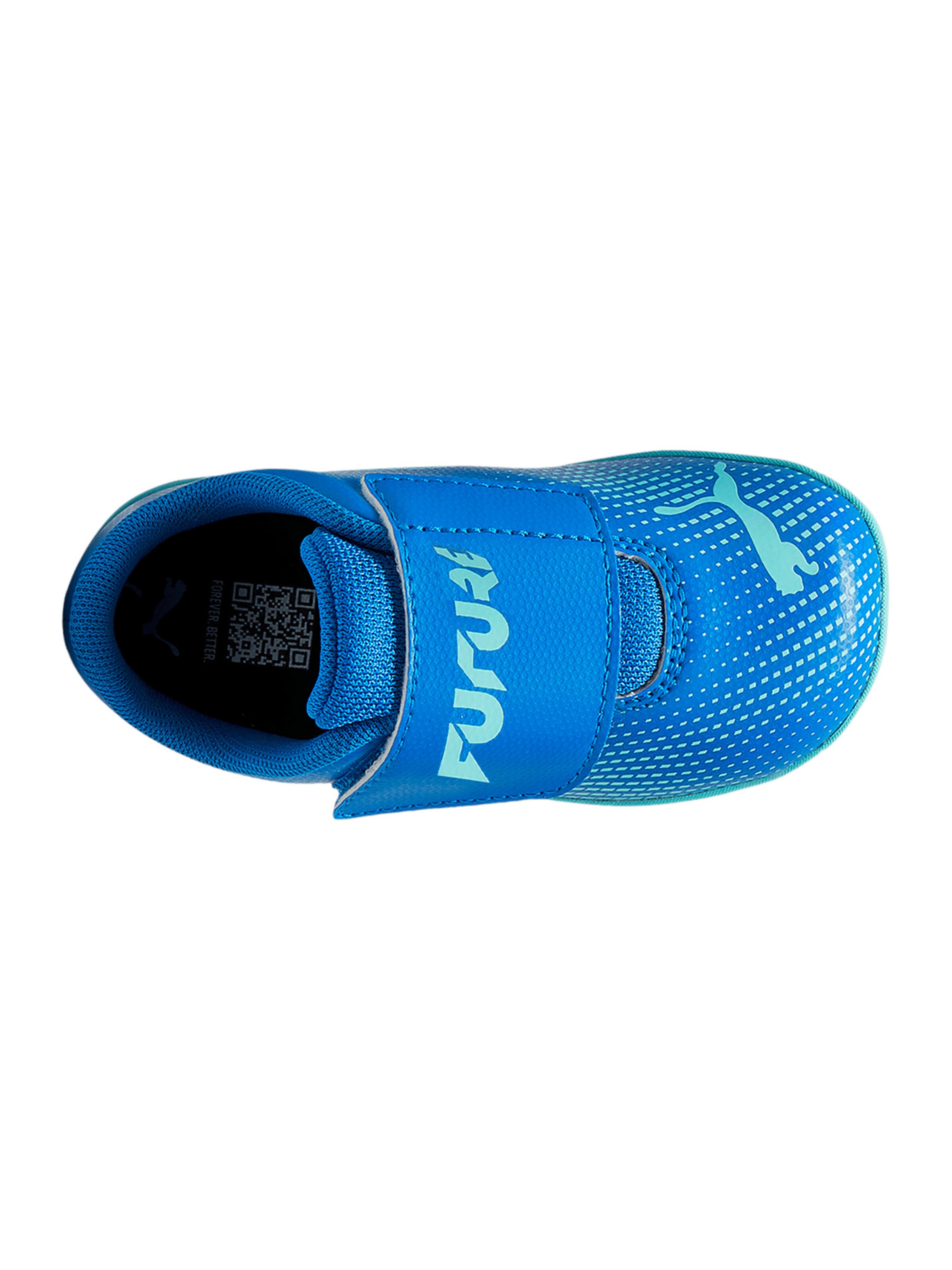 PUMA Soccer shoe in Blue