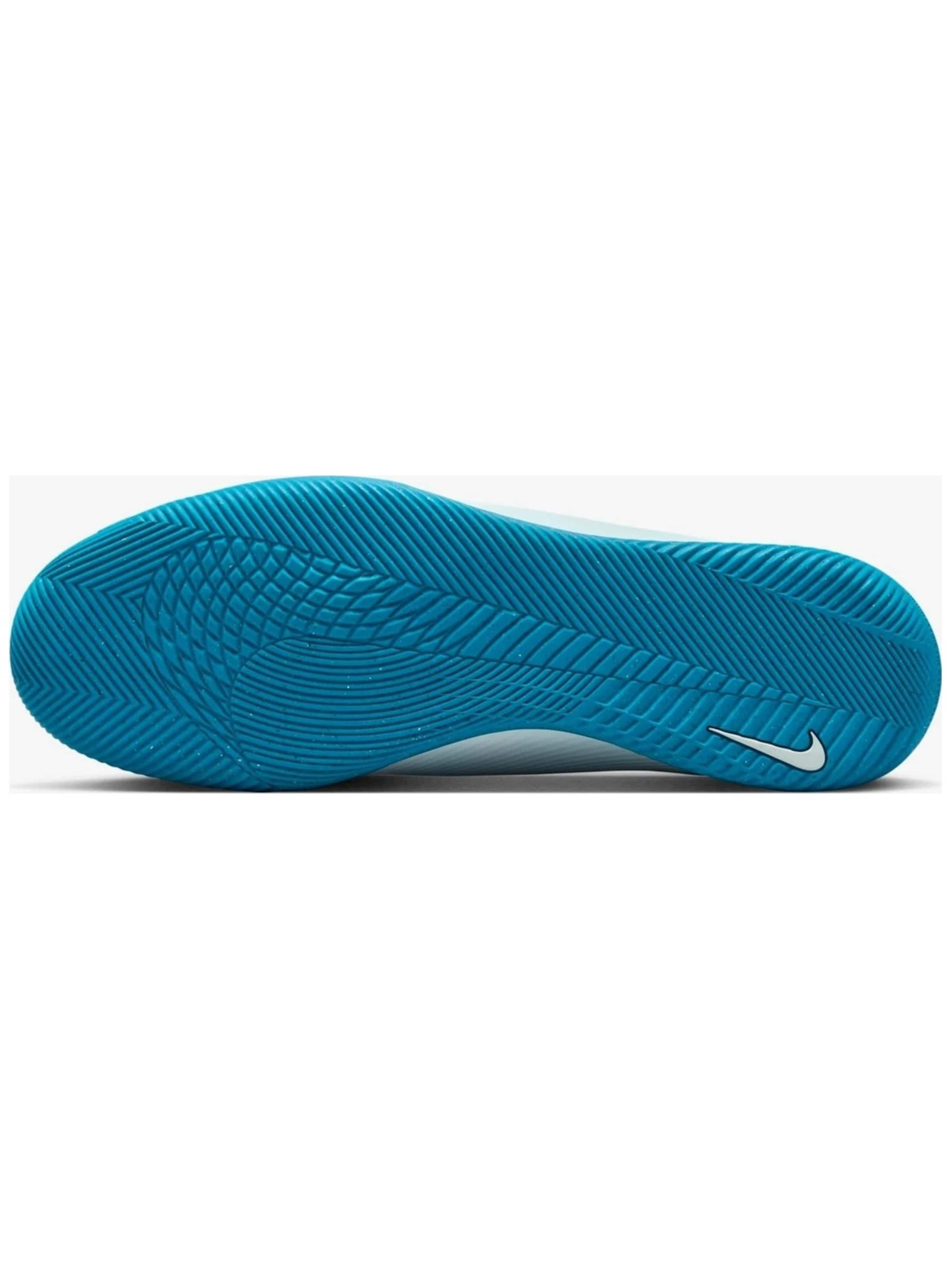 NIKE Soccer shoe 'Mercurial Vapor 16 Club' in White