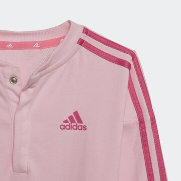 ADIDAS SPORTSWEAR Urheilupuku 'Essentials 3-Stripes French Terry' värissä vaaleanpunainen