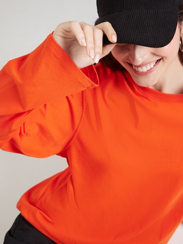 WEEKDAY Shirt 'Danya' in Orange