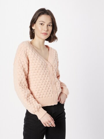 Cardigan Monki en rose : devant