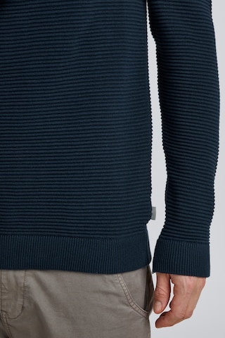 !Solid Sweater 'Nick' in Blue